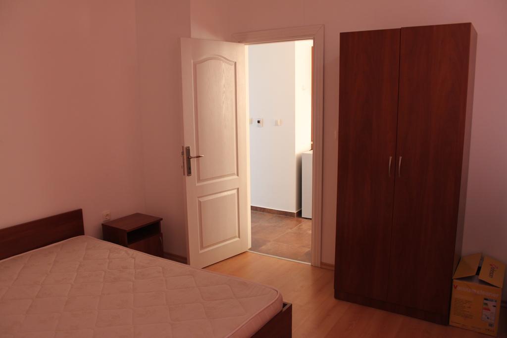Abelia Residence Apartment Regina Pantai Sunny Bagian luar foto