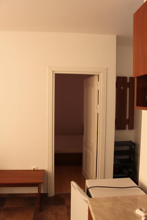 Abelia Residence Apartment Regina Pantai Sunny Bagian luar foto