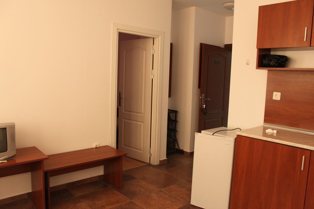 Abelia Residence Apartment Regina Pantai Sunny Bagian luar foto