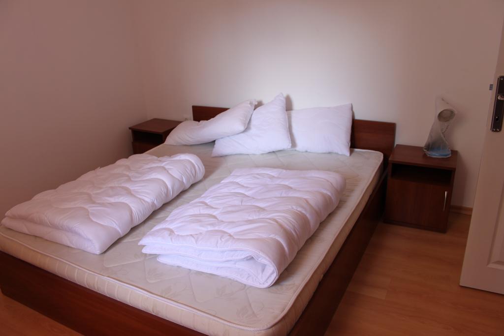 Abelia Residence Apartment Regina Pantai Sunny Bagian luar foto