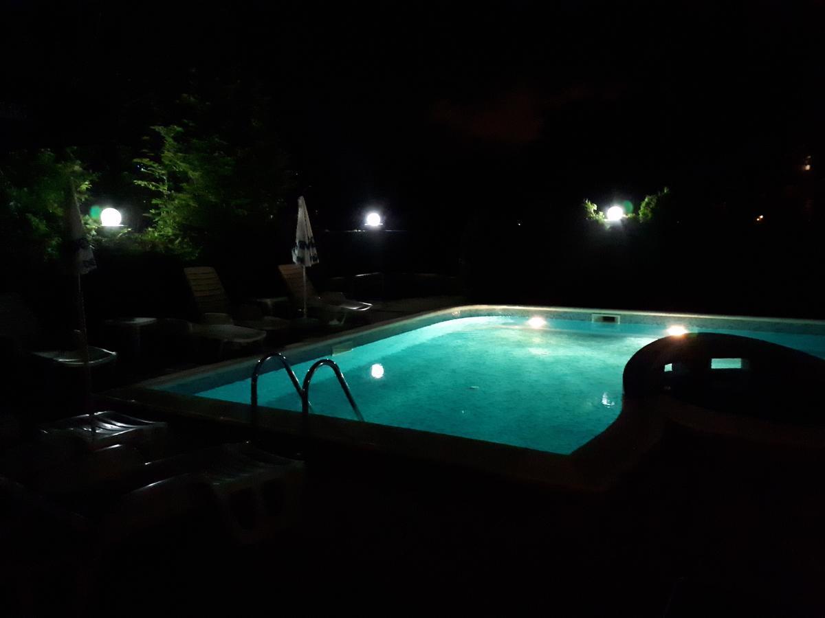 Abelia Residence Apartment Regina Pantai Sunny Bagian luar foto